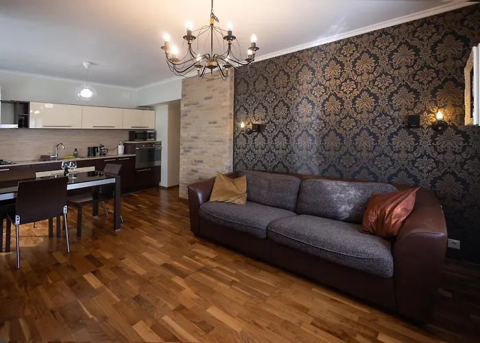 Revalia T1 Airport-Bus Station One-Bedroom Apartment
