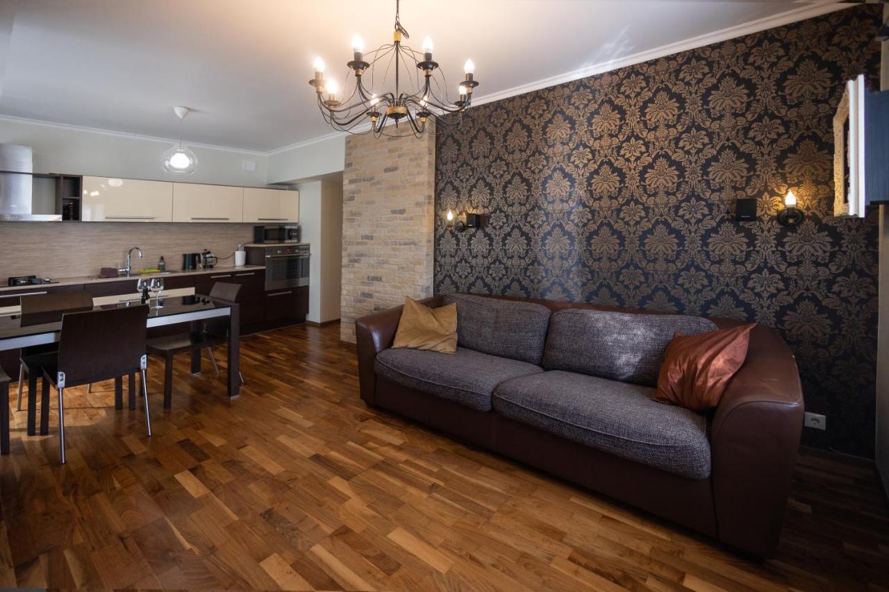 Apartment Revalia T1 Airport-bus Station One-bedroom