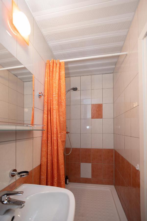 Apartment Revalia T1 Airport-bus Station One-bedroom Tallinn